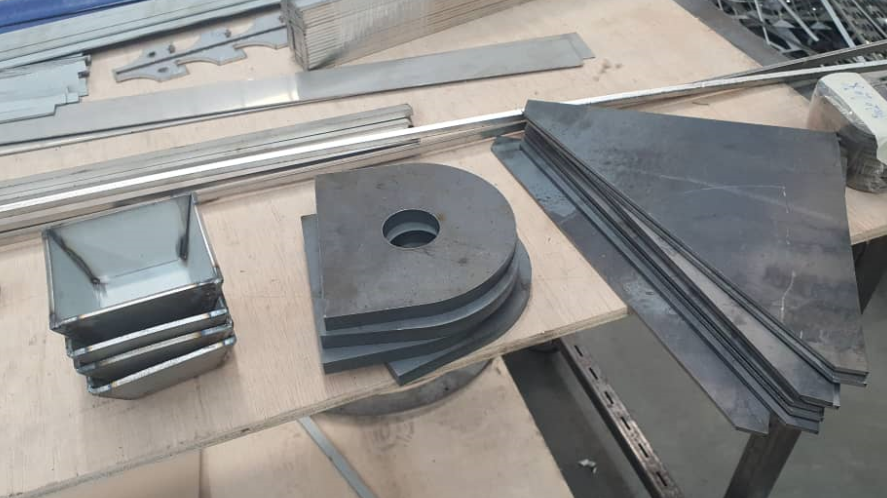 Metal Plate Cutting